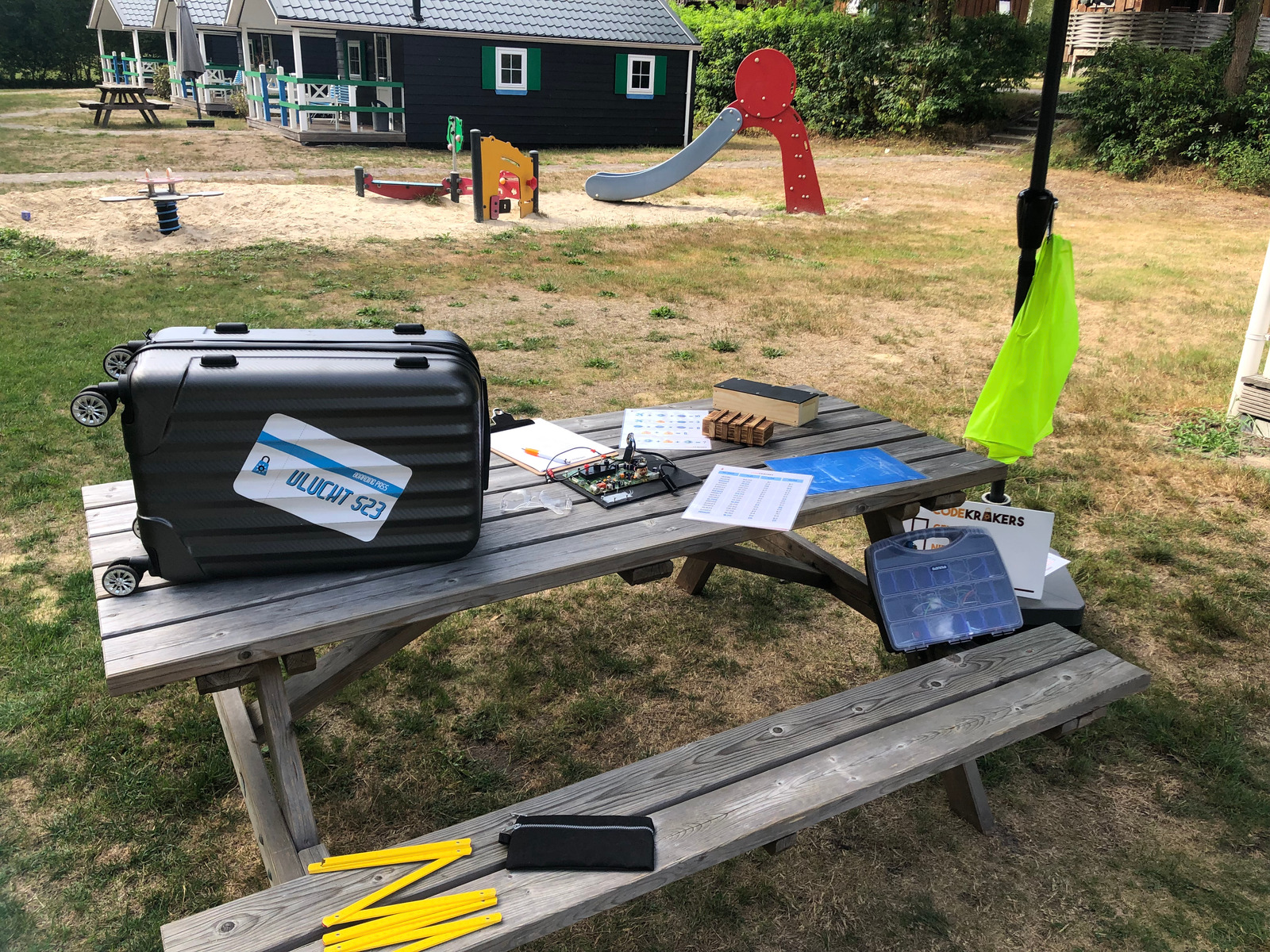 Escape room vakantiepark | Vlucht 523 op de camping