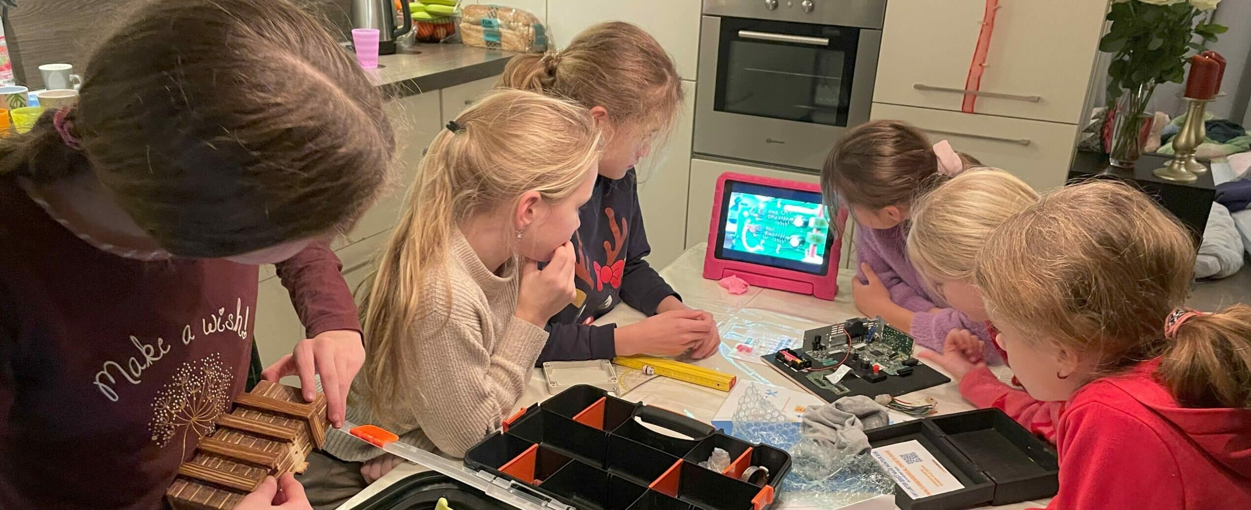 Zelf een escape room maken met Codekrakers. DIY-escape rooms